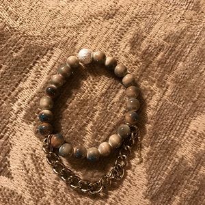 Stretch bracelet similar to the lace project